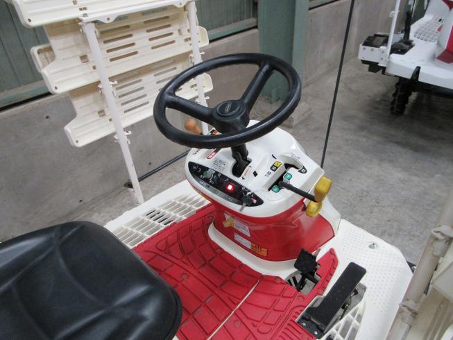 田植機 RJ5 写真６