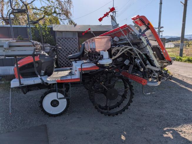 田植機 NW8-FGS 写真３