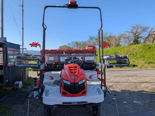 田植機 NW8-FGS 写真２