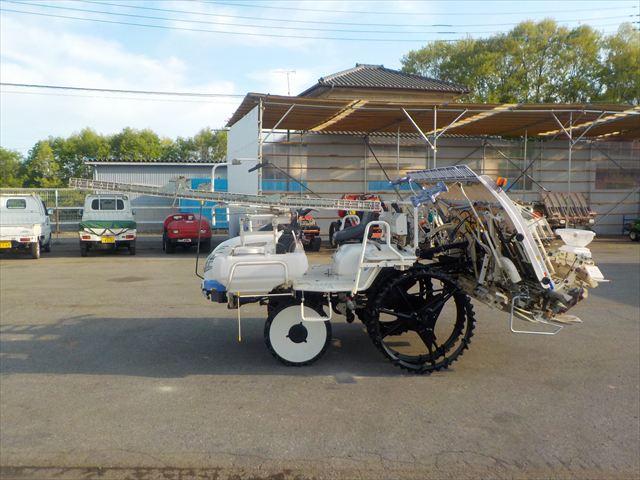 田植機 LE80D 写真２