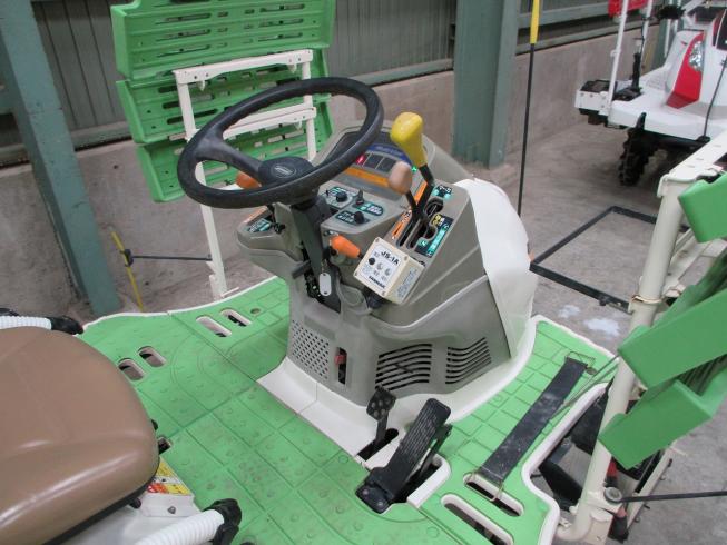 田植機 VP50XPWU-ZF 写真６