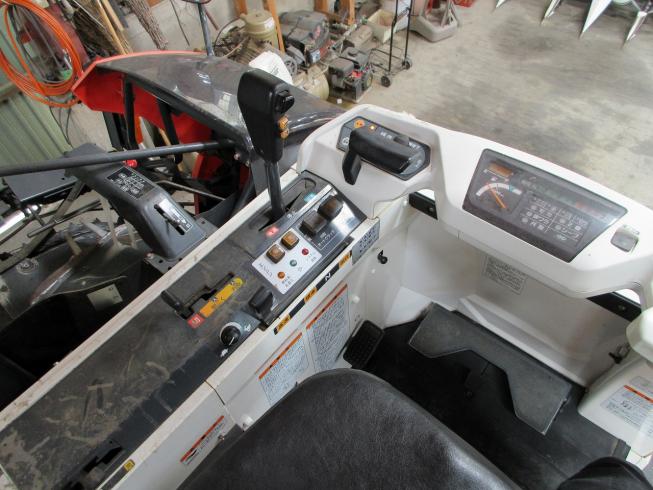 コンバイン WR460NM 写真８