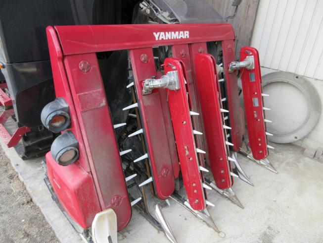 コンバイン YH570 写真５