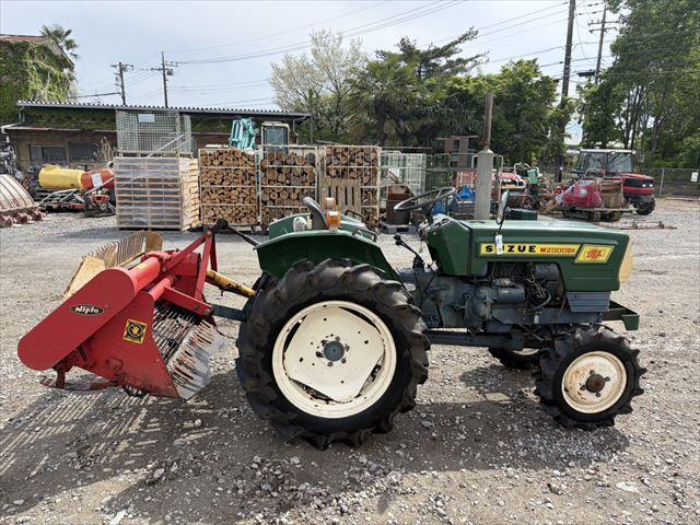 トラクター M2000IID 写真２