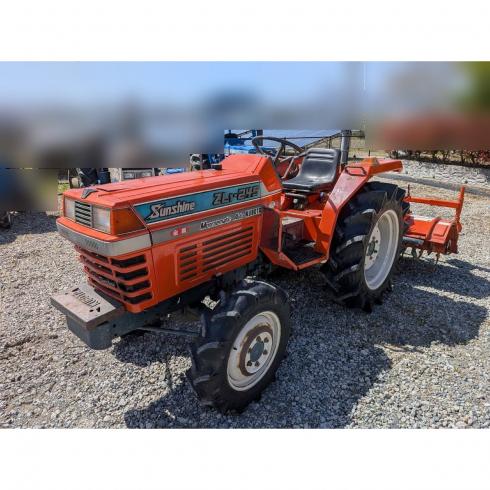 クボタ トラクター 写真