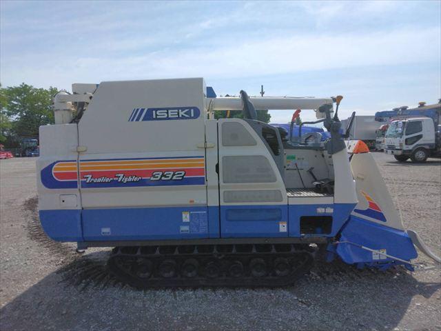 コンバイン HF332G 写真２