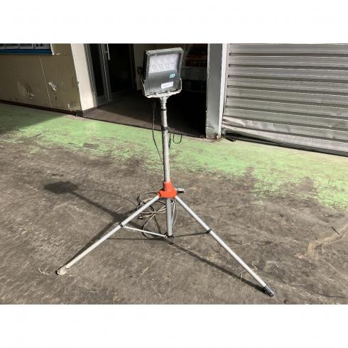 投光器  LEV605 写真２