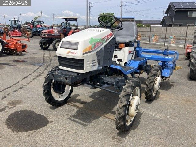 イセキ ハイクリトラクター 写真