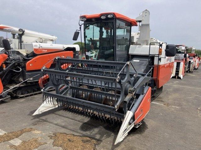 汎用コンバイン WRH1000C 写真４