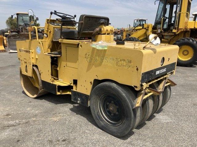 振動ローラー ロー BW123AC 写真３