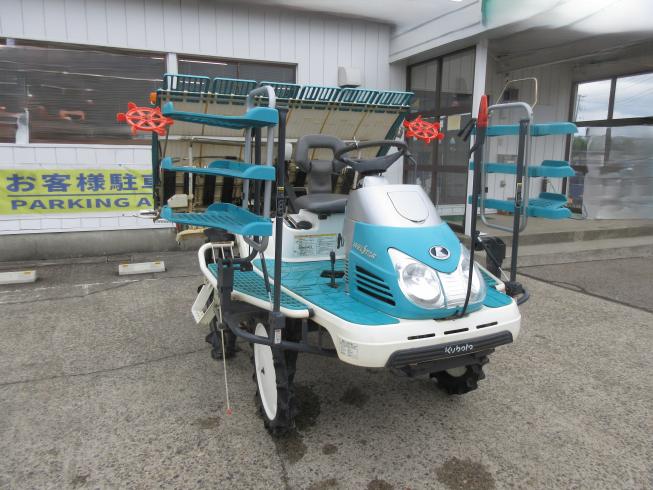 クボタ 田植機 写真
