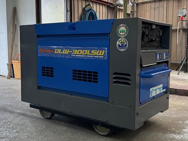 溶接機 DLW-300LSW 写真２