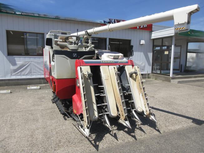 ヤンマー コンバイン 写真