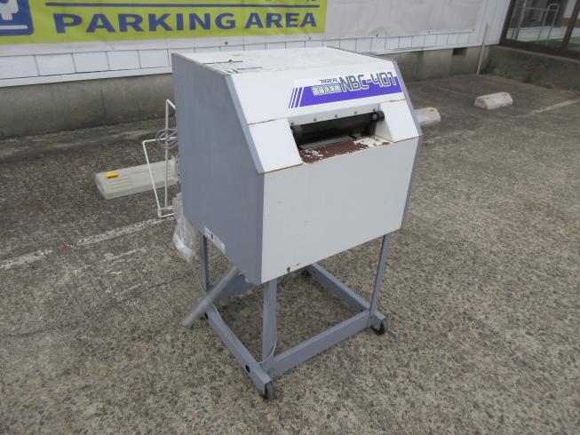 タイガーカワシマ 苗箱洗浄機 写真