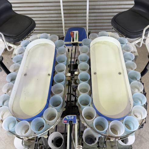 野菜移植機 PVHR4-145SG 写真６