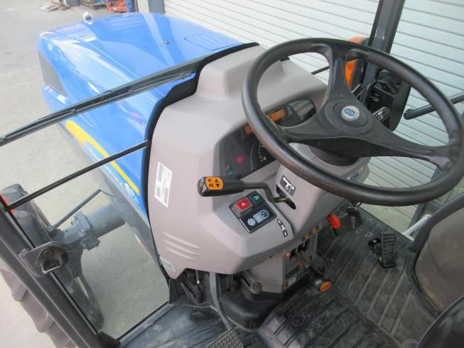 トラクター 2200KLFQBMA(KL415H) 写真12