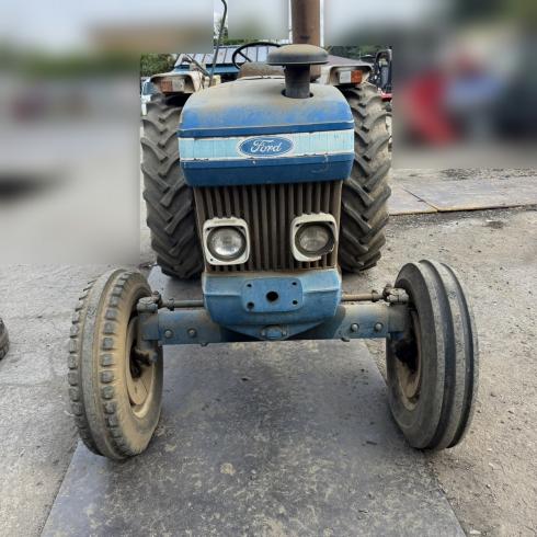トラクター 6610 写真４