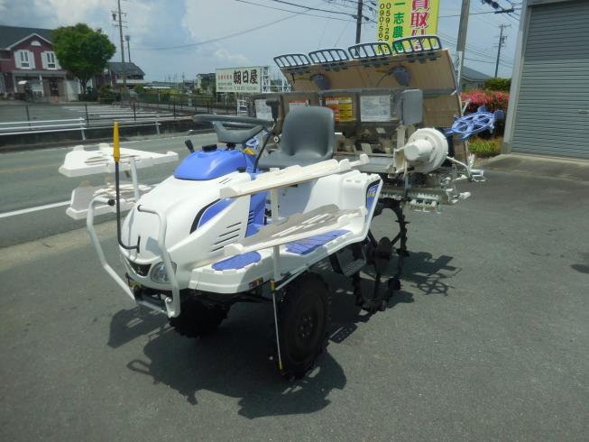 三菱 田植機 写真