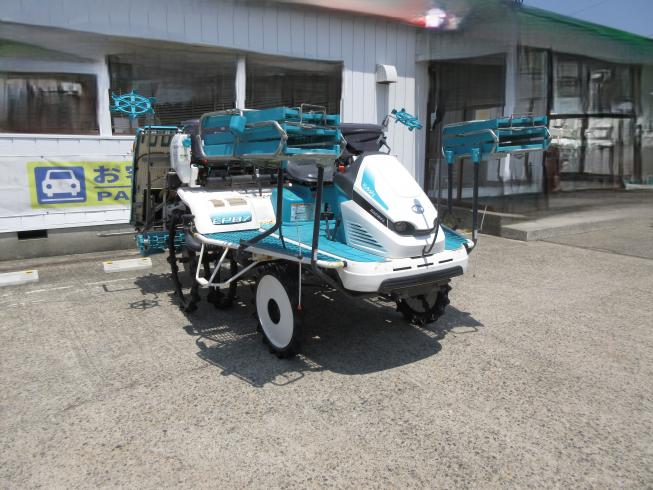 クボタ 田植機 写真