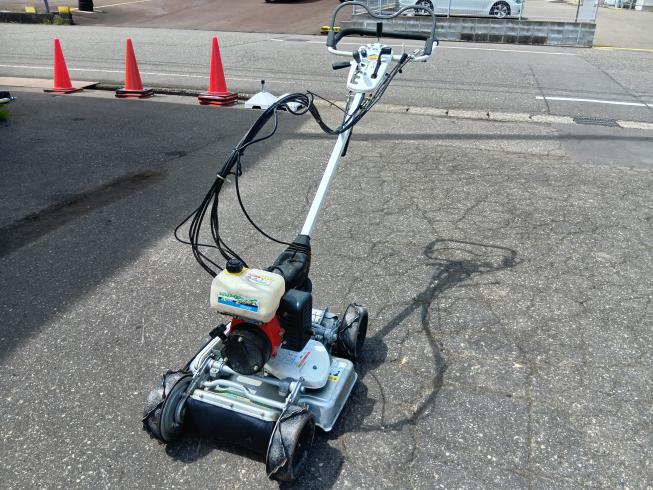 アグリテクノ ロータリーモア 写真