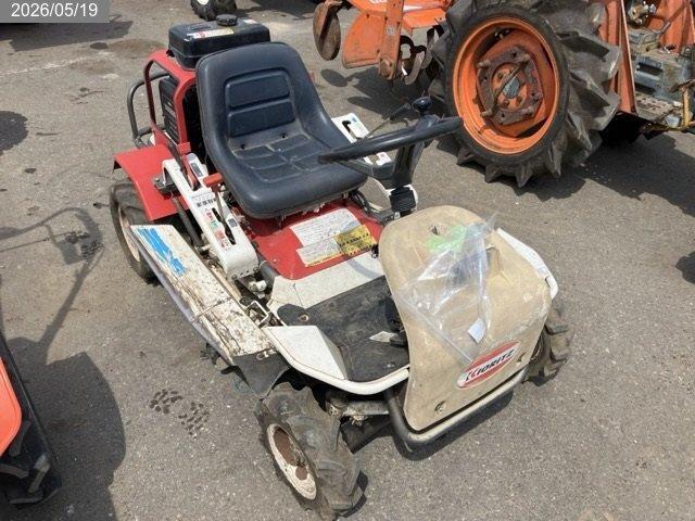 共立 草刈機 写真
