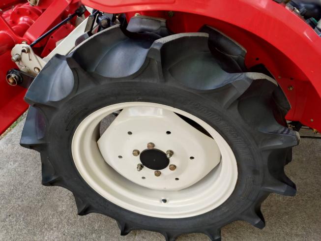 トラクター MTZ23 写真９