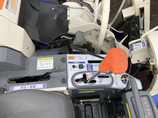 コンバイン HVB212 写真６