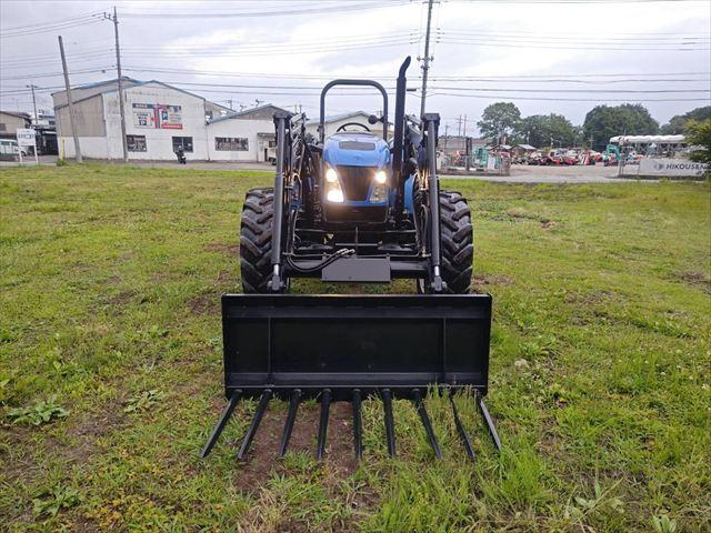 トラクター TN70SA 写真５