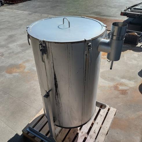  燻煙機 籾殻  くん炭機 写真３