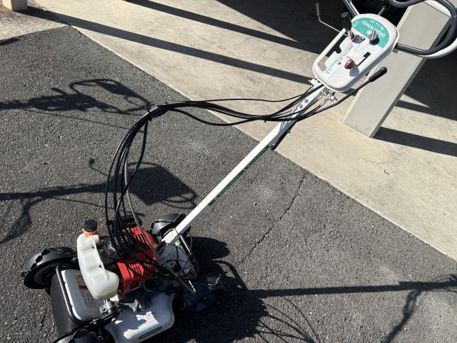 オーレック 草刈機 写真