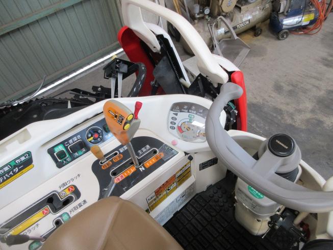 コンバイン AJ217 写真６