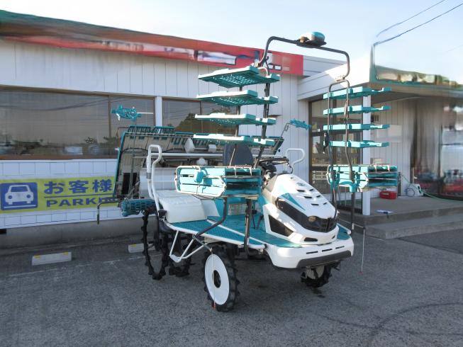 クボタ 田植機 写真