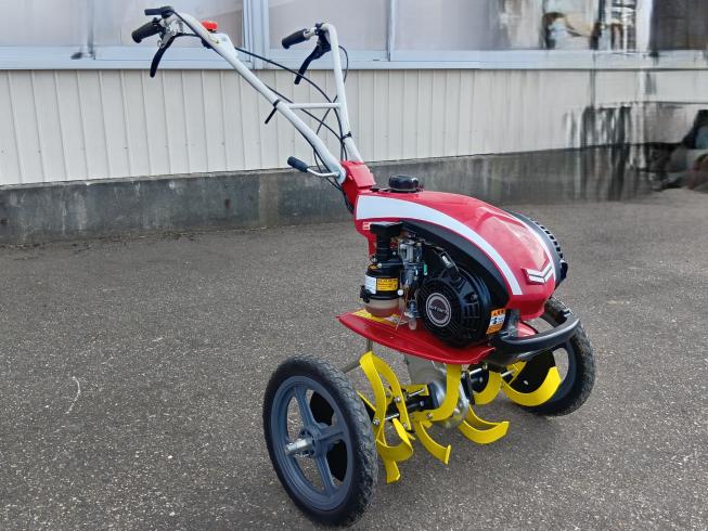 ヤンマー 耕運機 写真