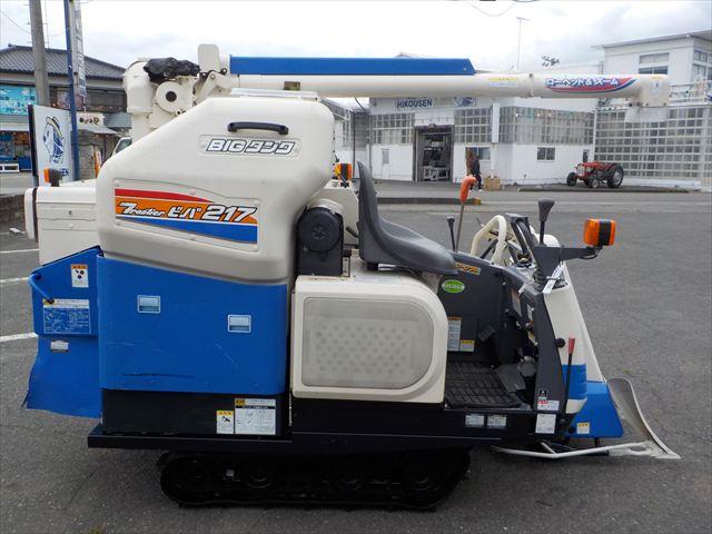 コンバイン HVB217G 写真２