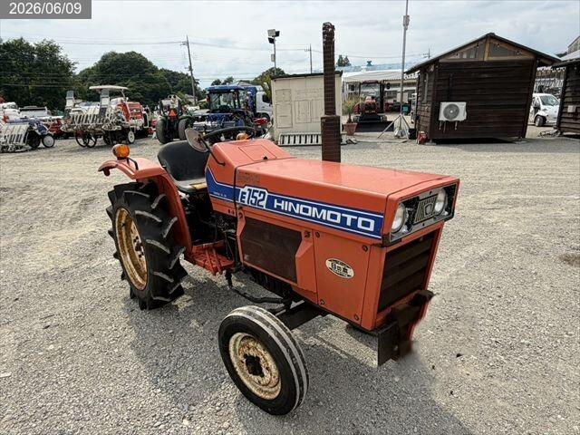 ヒノモト トラクター 写真