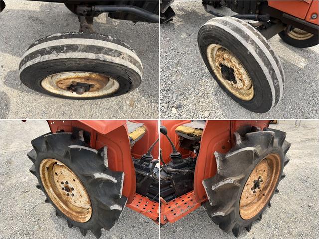 トラクター E152 写真８