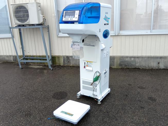サタケ 選別計量機 写真