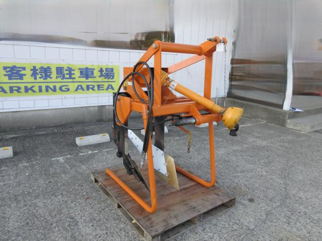 カワベ農研 ゴボウ堀機 写真