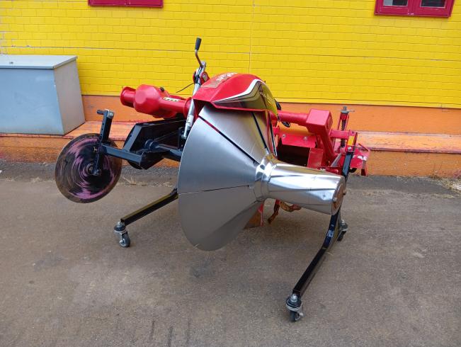 ニプロ 畦塗機 写真