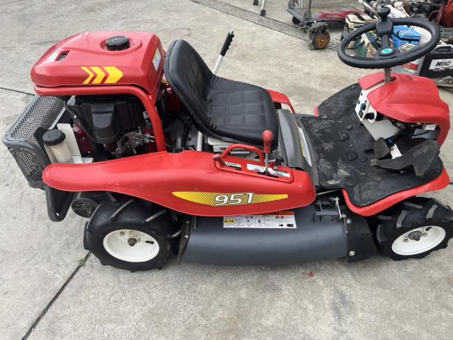 草刈機 RM951 写真４