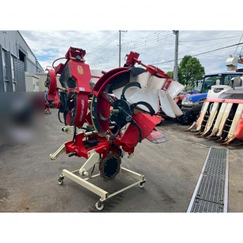  畔塗機 MANTA210B 写真５