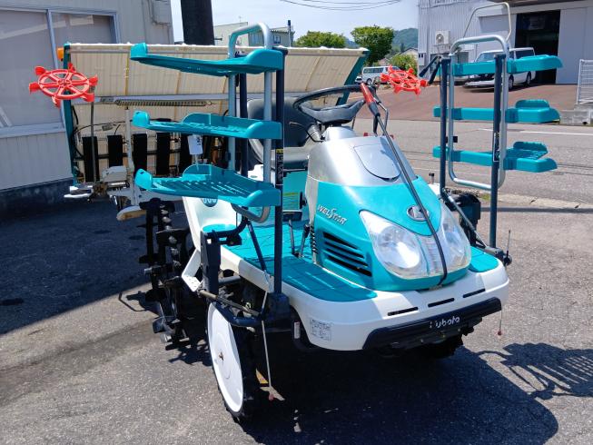 クボタ 田植機 写真
