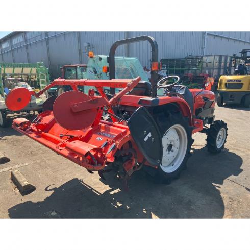 トラクター T245D 写真３