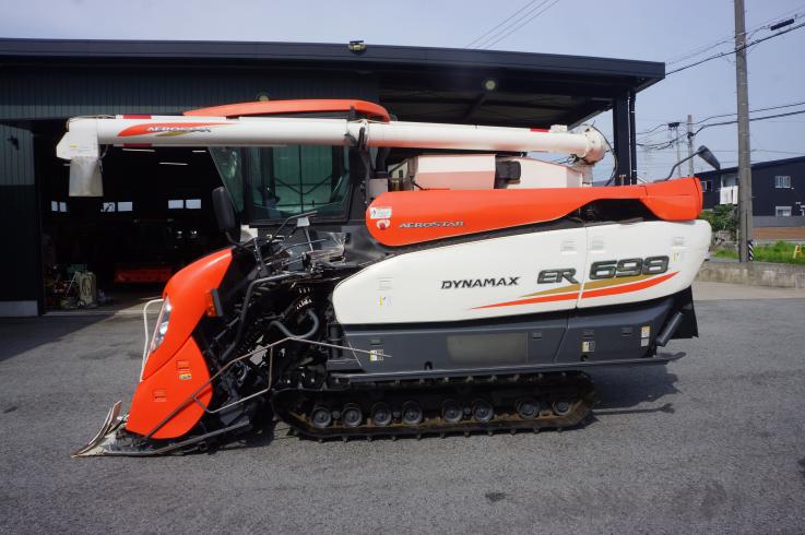 コンバイン ER698 写真４