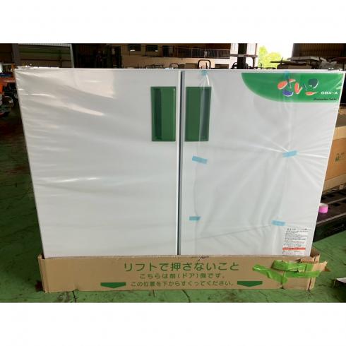 静岡製作所  保冷庫 写真