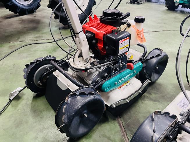 畦草刈機 SP431F 写真３