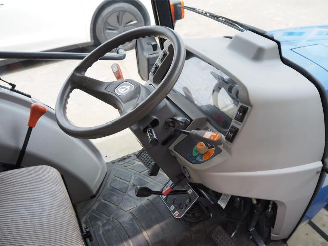 トラクター GEAS ATK340 写真５
