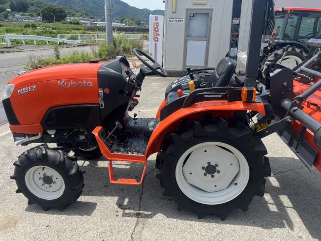 トラクター NB17MA 写真３