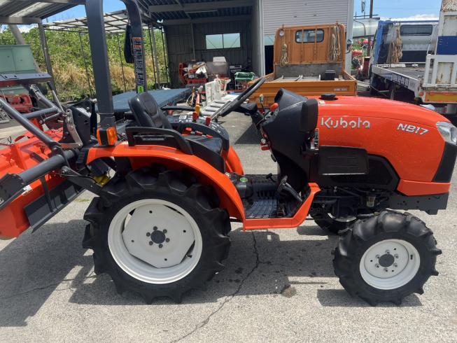 トラクター NB17MA 写真４