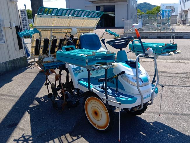 クボタ 田植機 写真